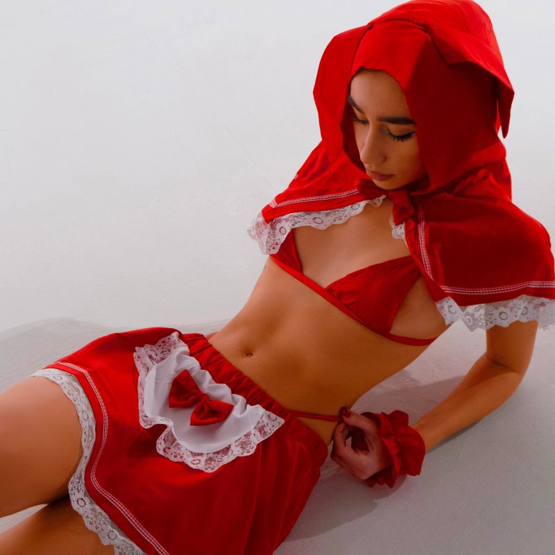 LILIAN SSANTACOSPLAY3 1